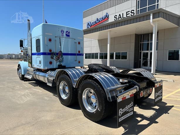 2021 Kenworth W9 Series image 7