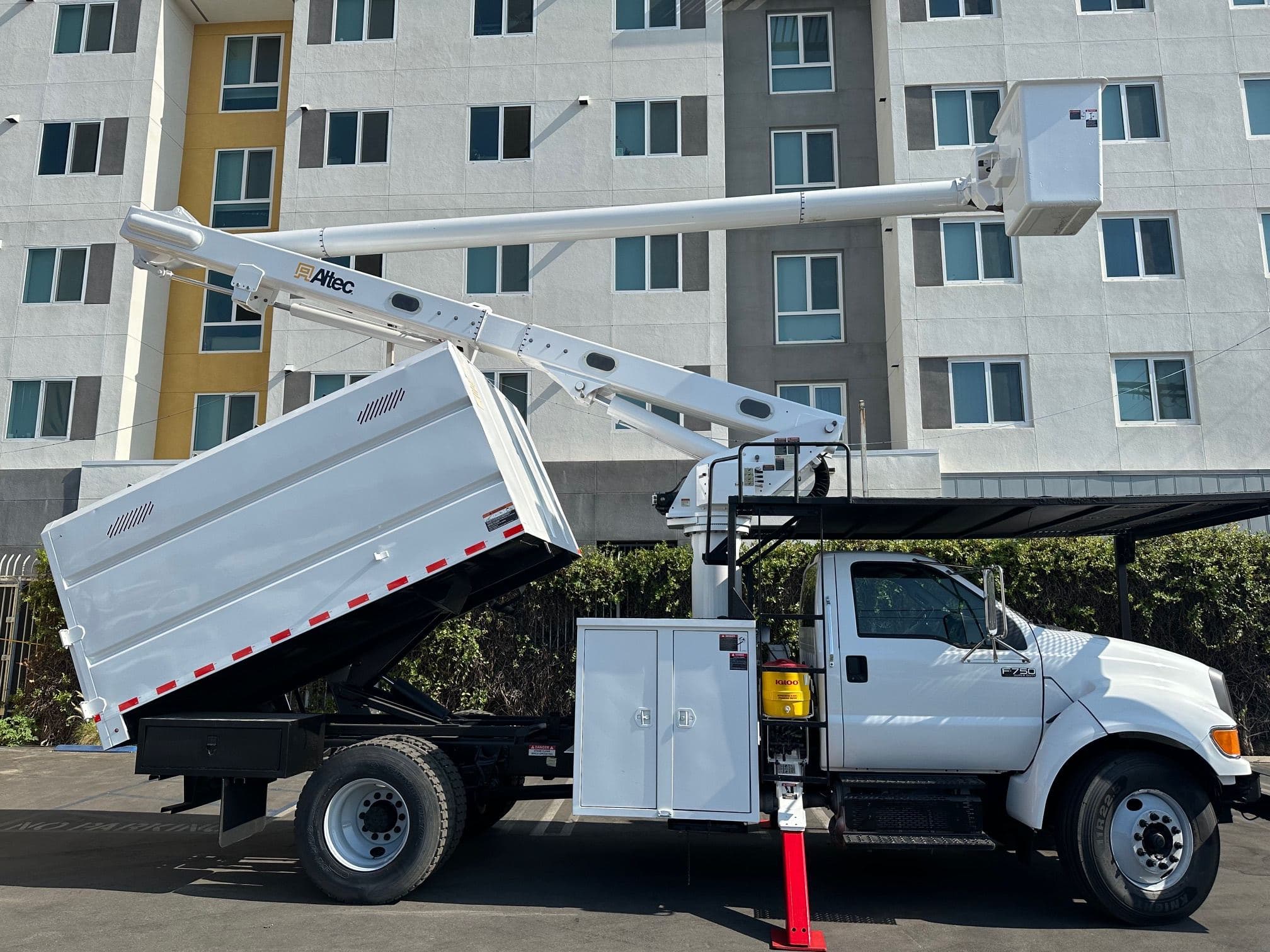 2011 FORD F750 SD Forestry Tree Truck 13461 image 2