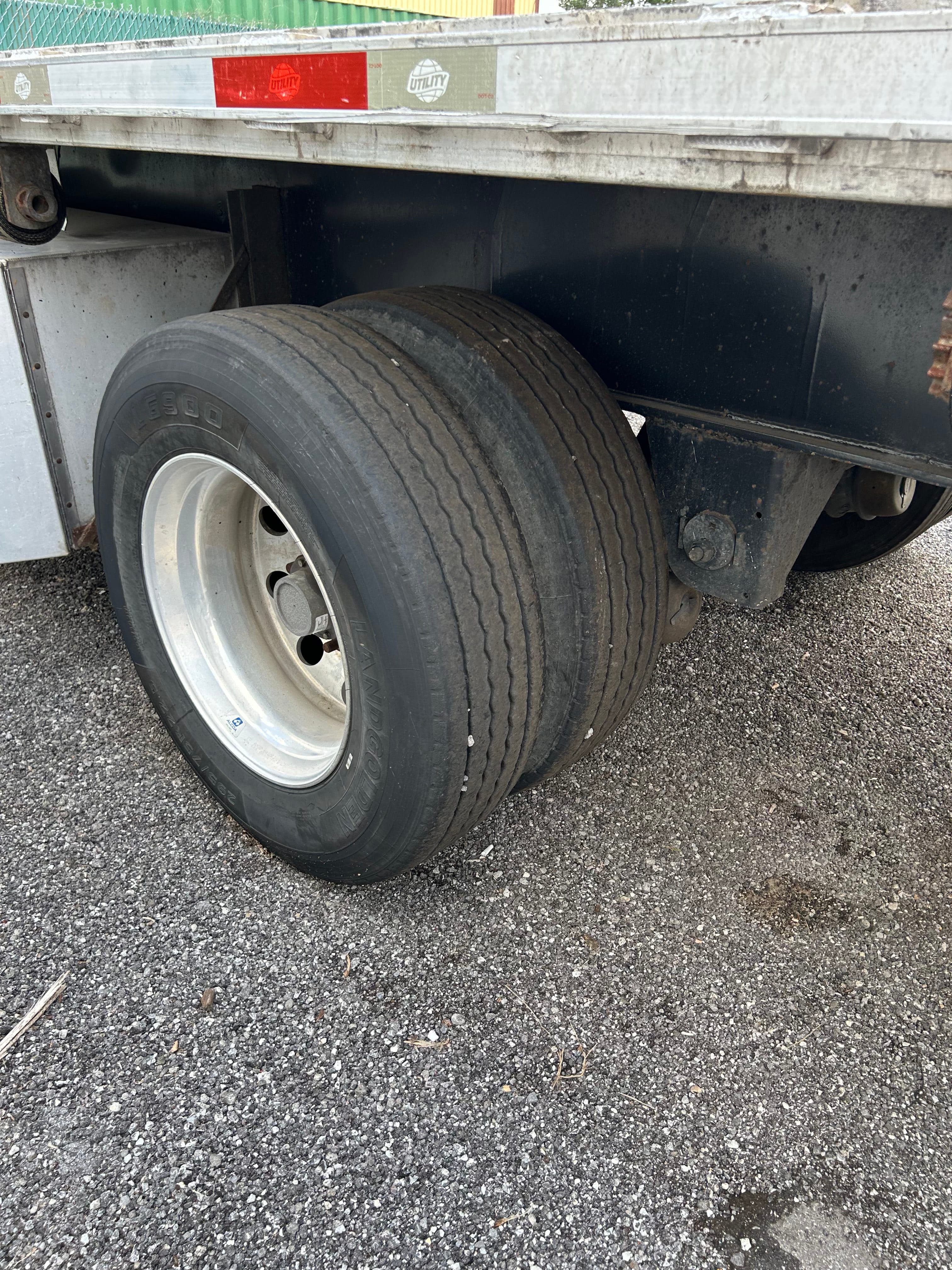 2019 Utility 53` Dry Van image 18