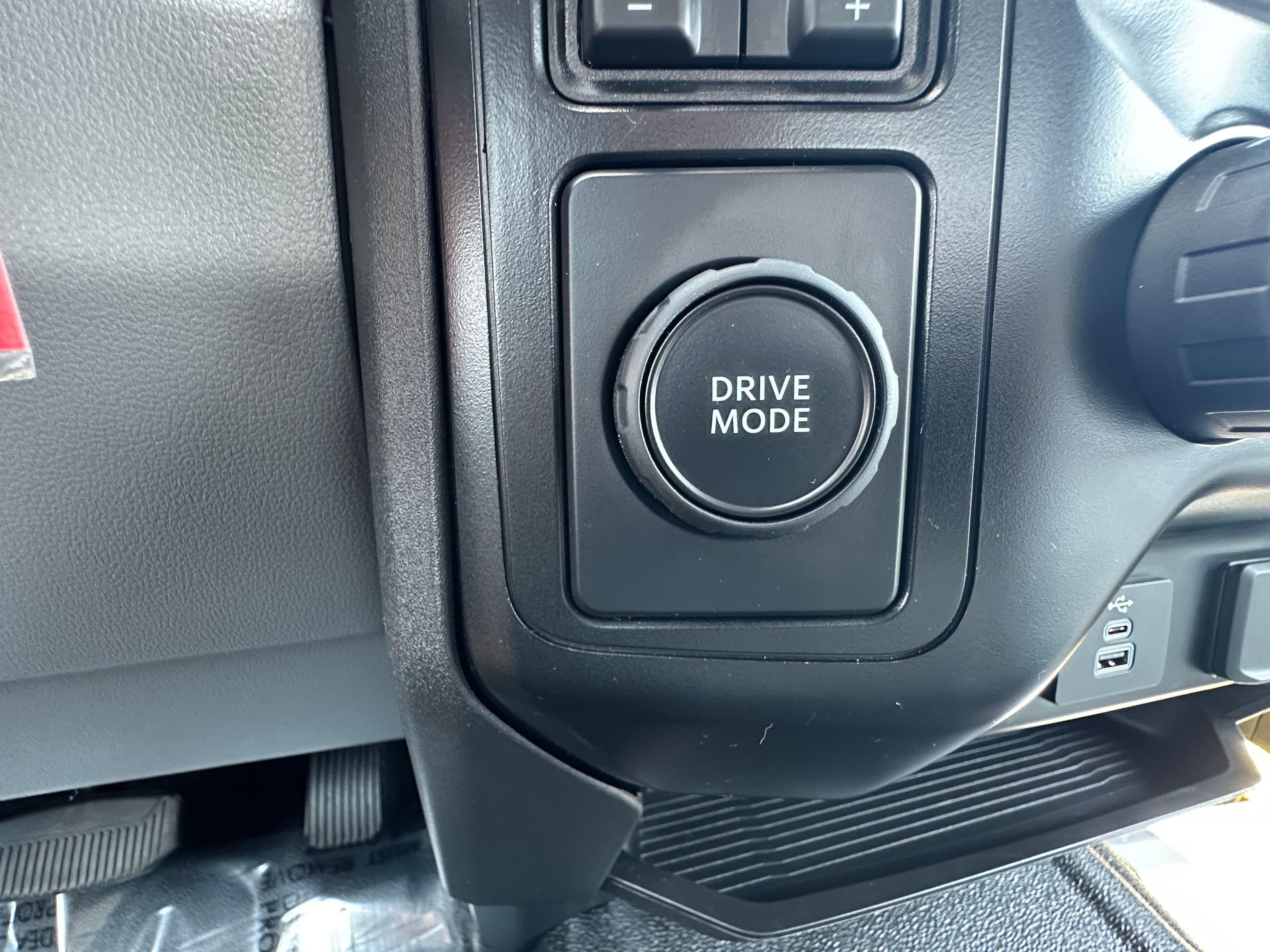 2024 Ford F-550 F Series Super Duty XLT WITH A 19.5' CENTURY STEEL  (SK#: 6055C) image 14