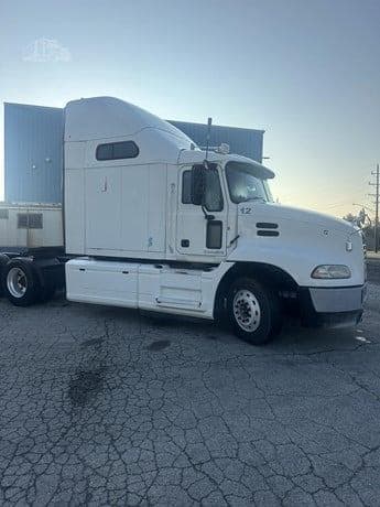 2014 Mack CXU (Pinnacle) image 11