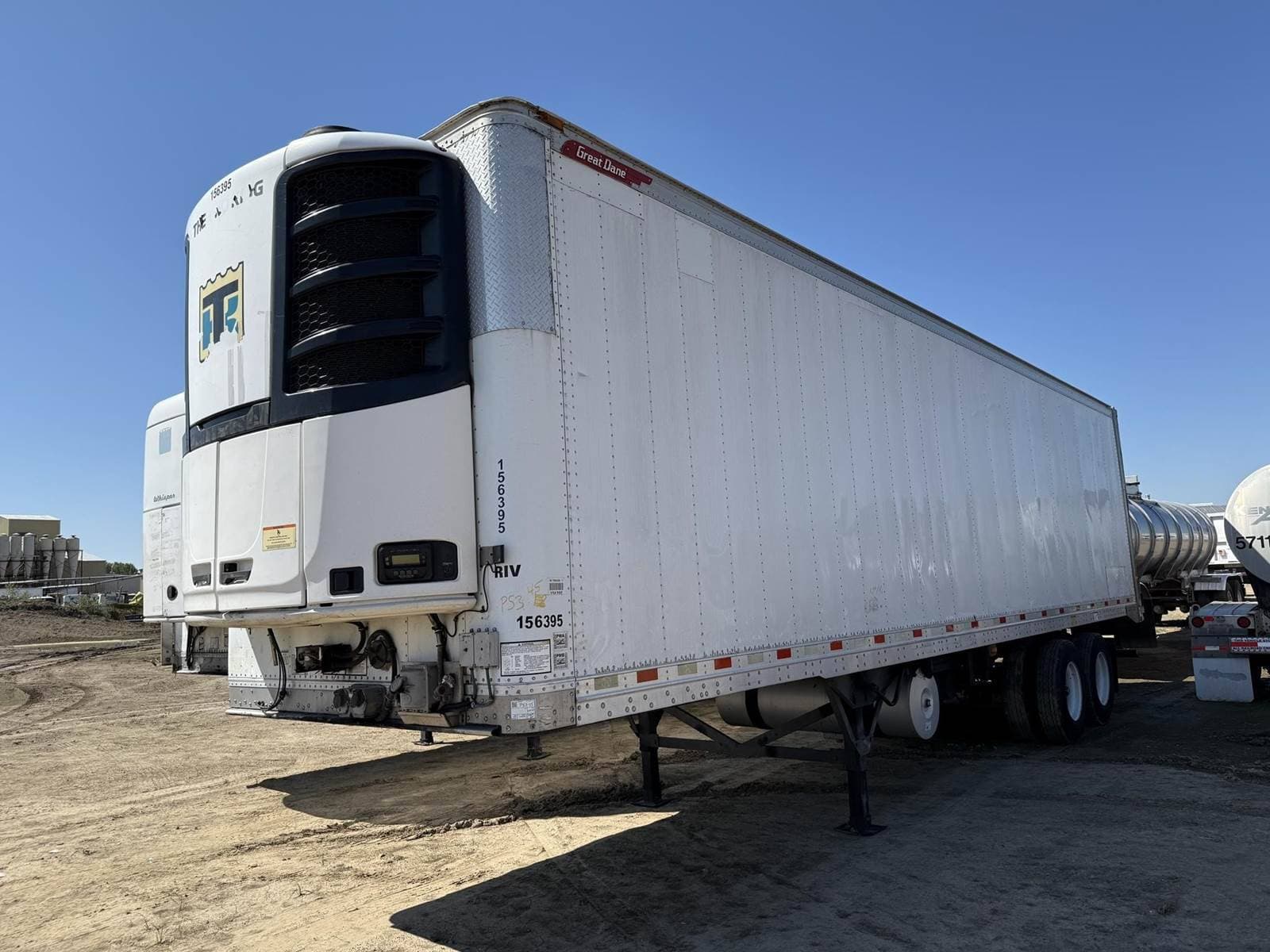 2017 Great Dane 36 ft Reefer Trailer - Sliding Axle, Roll up Door, Thermo King image 2