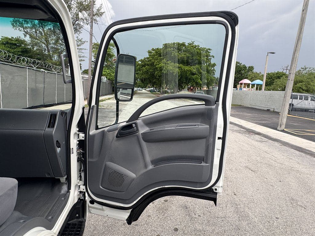 2021 Isuzu NPR XD image 42