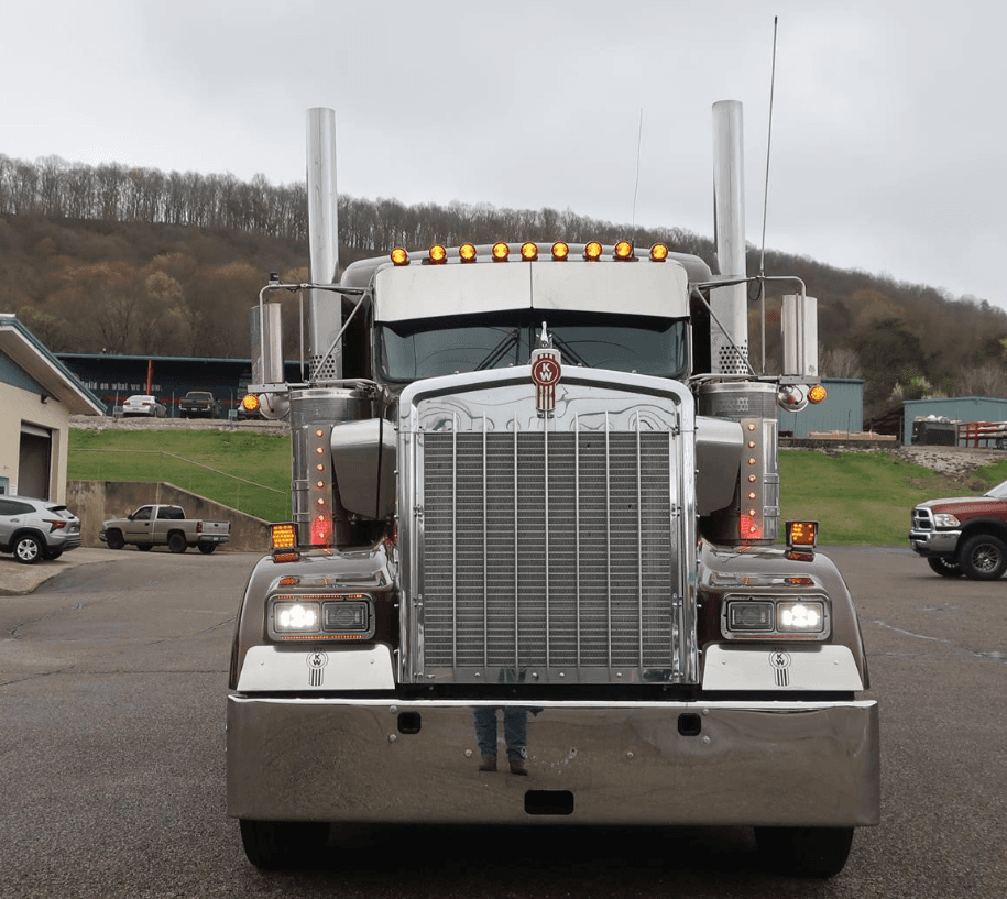 2020 Kenworth W9 Series image 2
