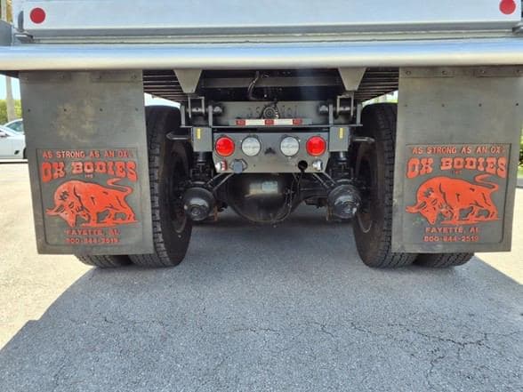 2025 Kenworth T880 image 34