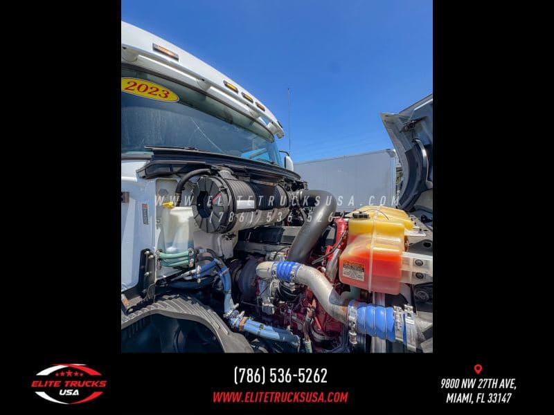 2023 Mack Anthem image 45