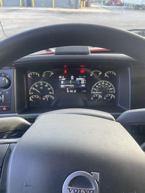 2023 Volvo VNL64T760 image 6