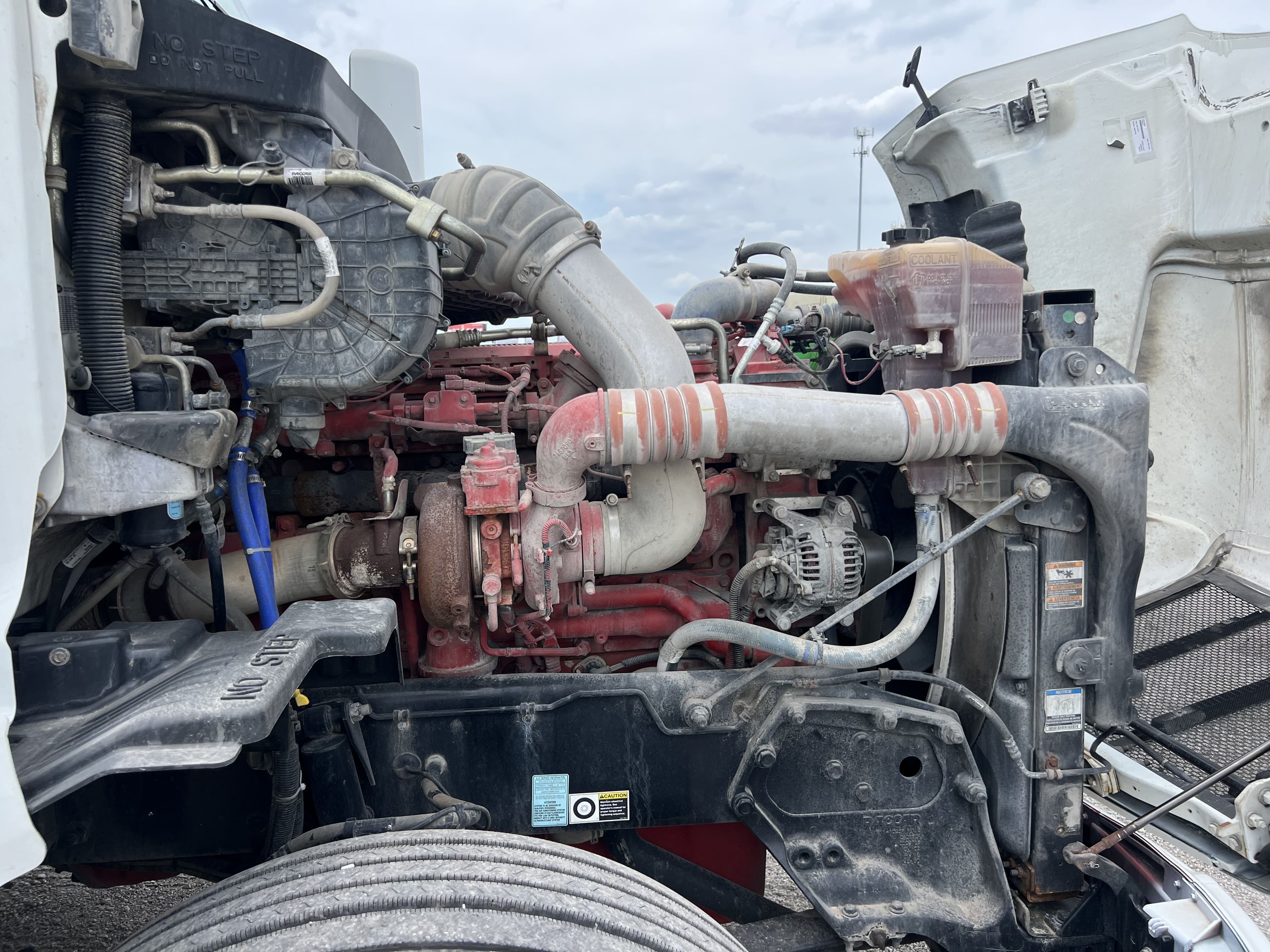 2022 Peterbilt 579 image 7