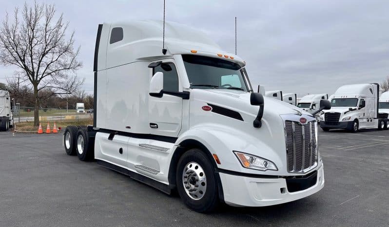 2024 Peterbilt 579 image 3