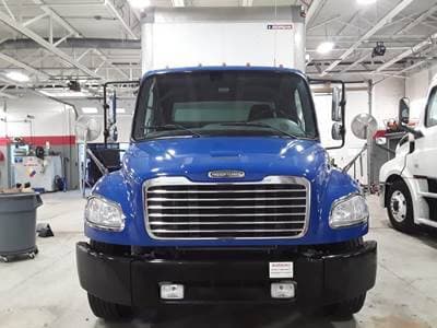 2020 Freightliner M2 image 2