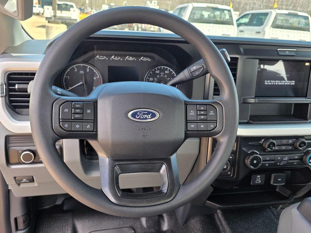 2026 Ford F-450SD XL DRW image 43