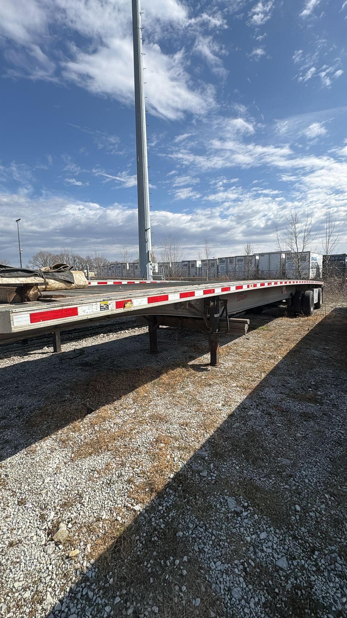 2019 Fontaine 48` Flatbed image 2