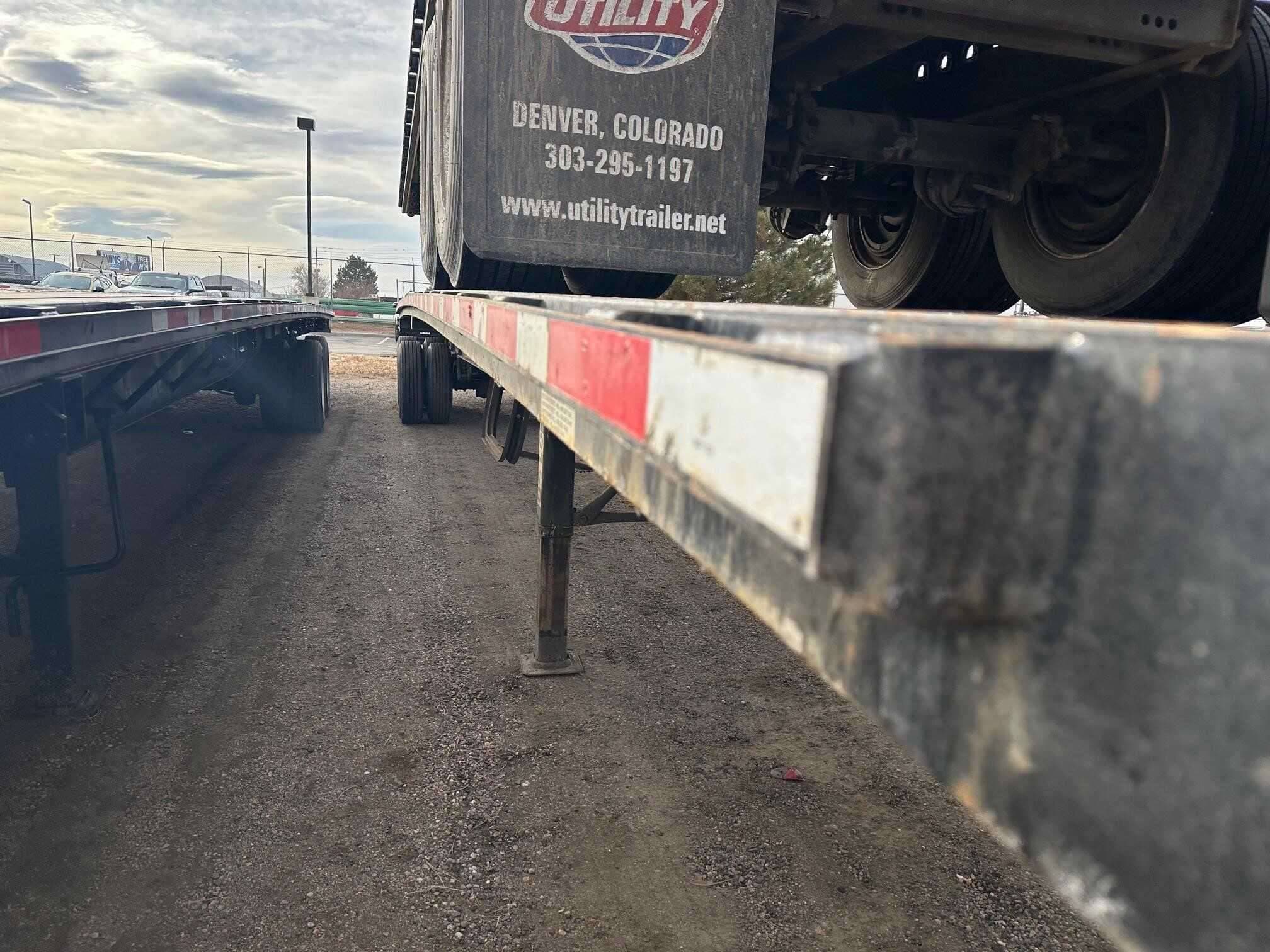 Used 2018 FONTAINE 48' VELOCITY STEEL FLATBED, CLOSED TANDEM, SPRING Flatbed Trailer in Henderson, CO image 2