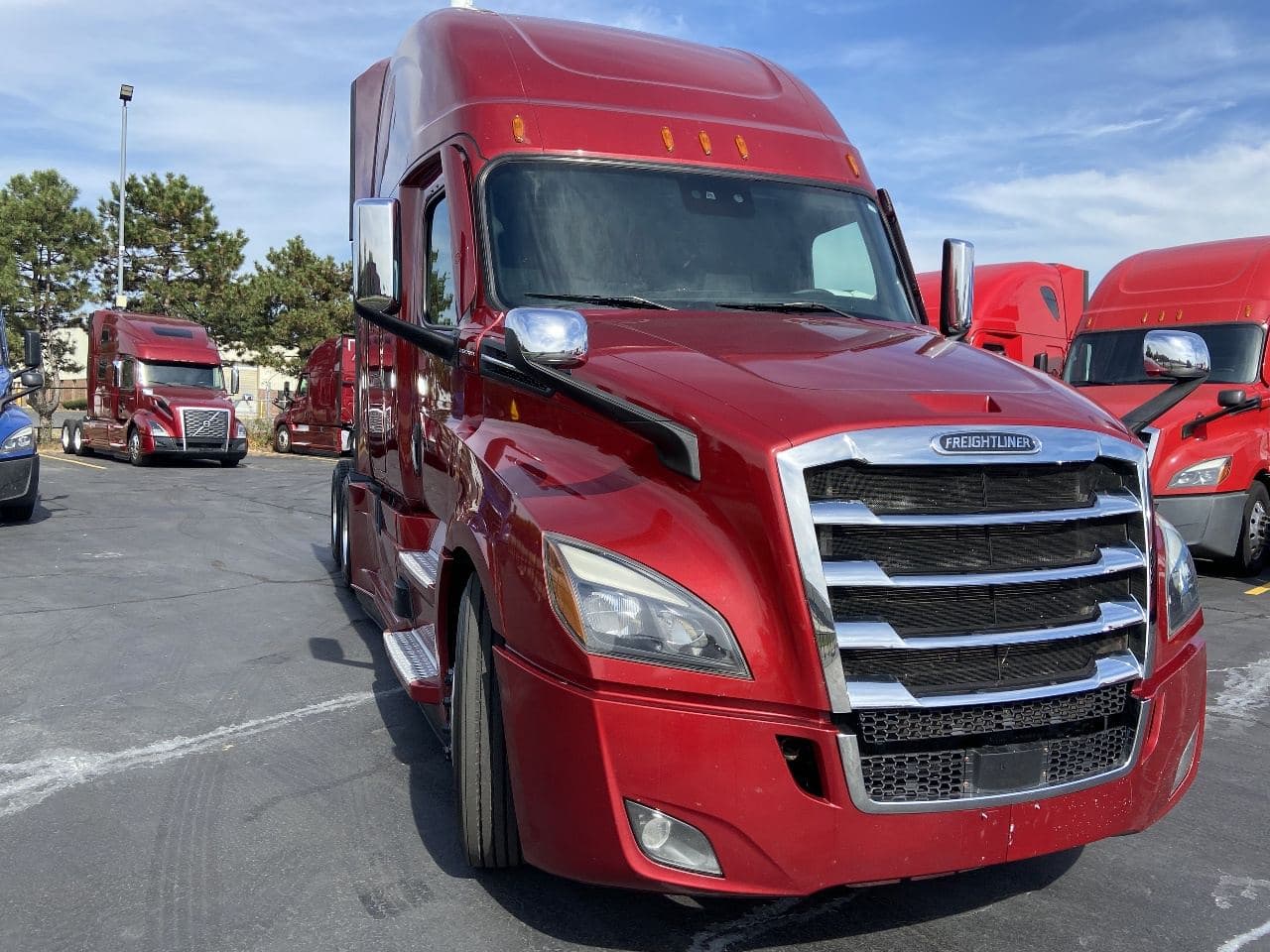 2021 Freightliner Cascadia image 2