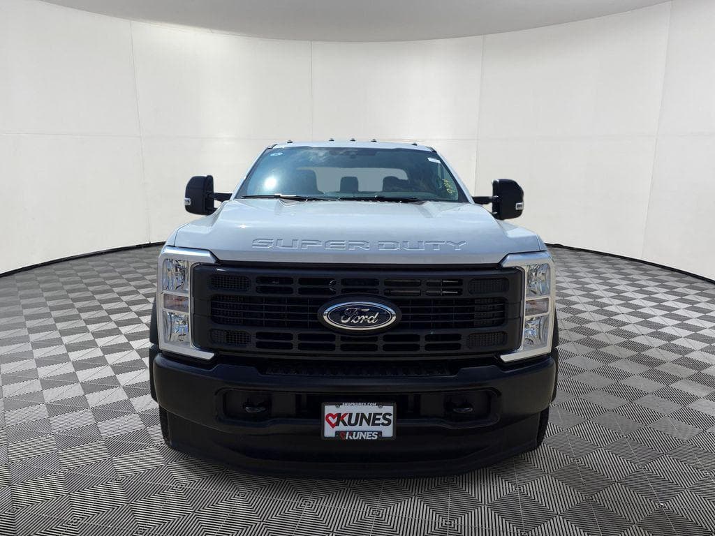 2026 Ford F-450SD XL DRW image 2