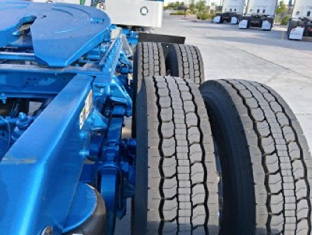New 2027 KENWORTH W900L image 14