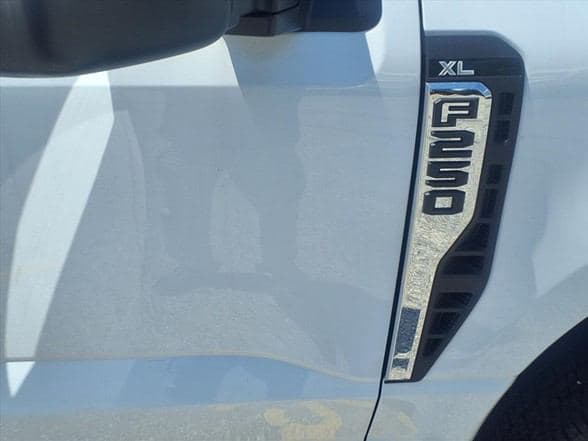 2026 Ford F250 SD XL image 4