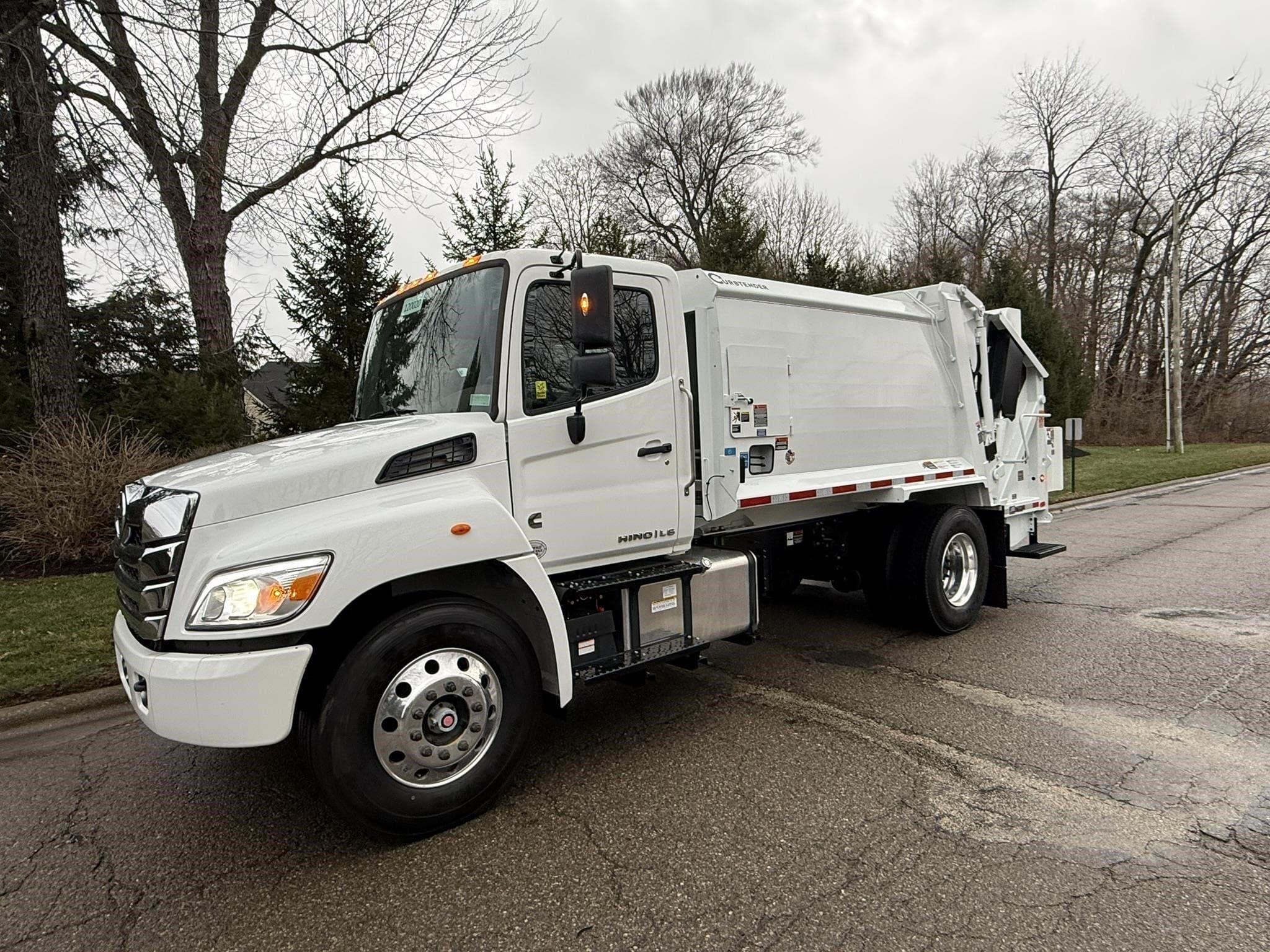 2025 HINO L6 120020 image 9