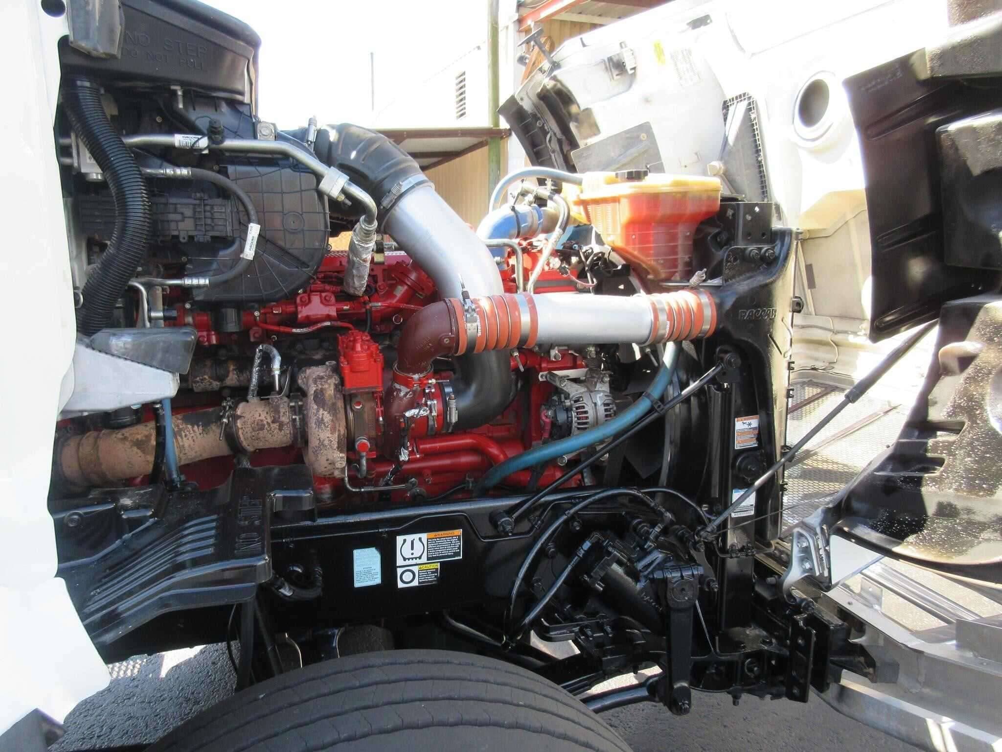 2019 Peterbilt 567 image 20
