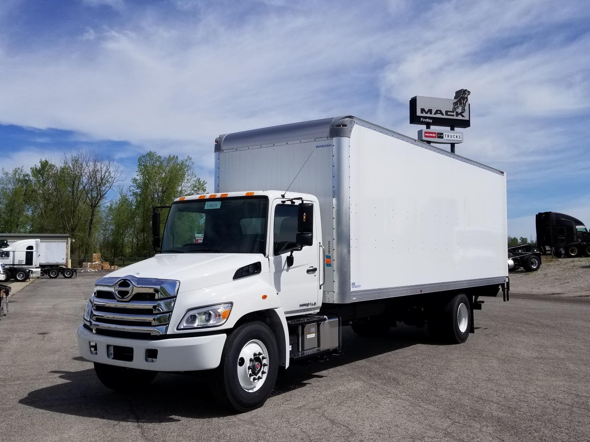 2024 HINO L6 118525 image 1