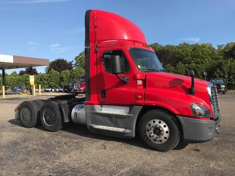 2018 Freightliner Cascadia image 3
