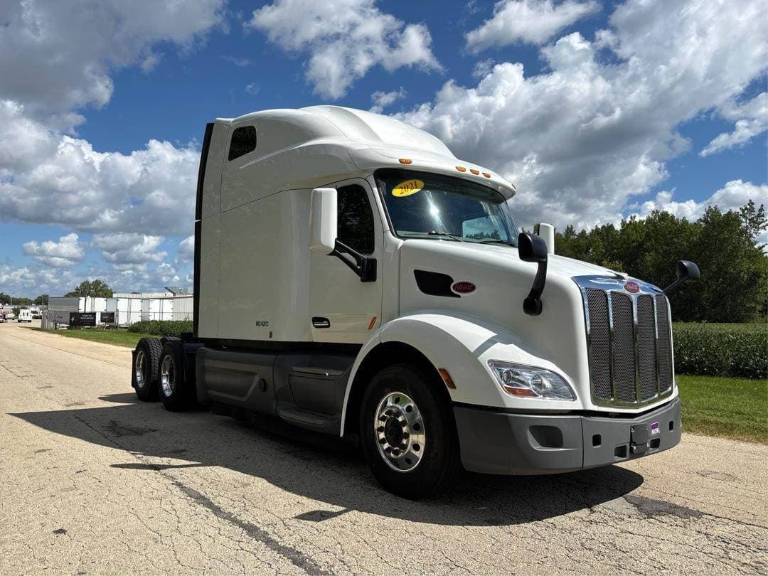 2021 Peterbilt 579 image 6