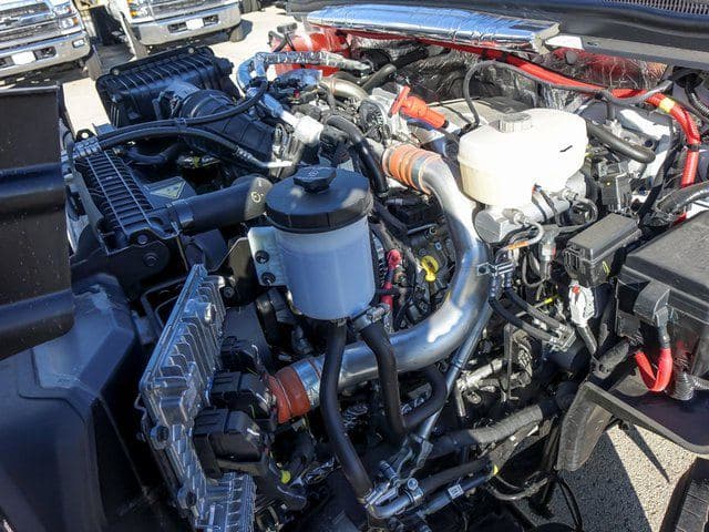2024 Chevrolet Silverado 6500HD image 17