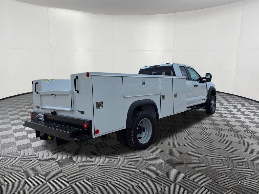 2026 Ford F-550SD XL Service Utility Body image 9