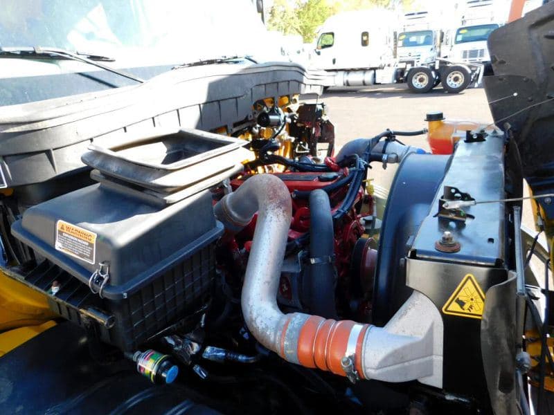 2019 International 4300 image 9