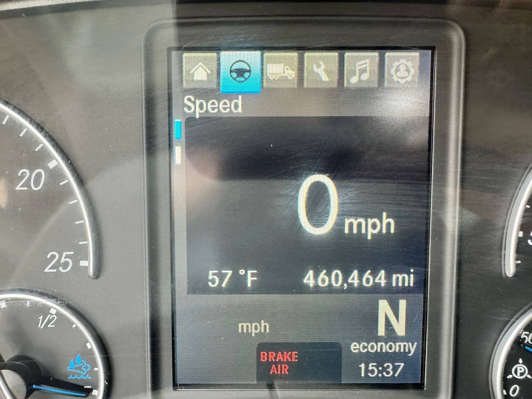 2018 Freightliner Cascadia image 15