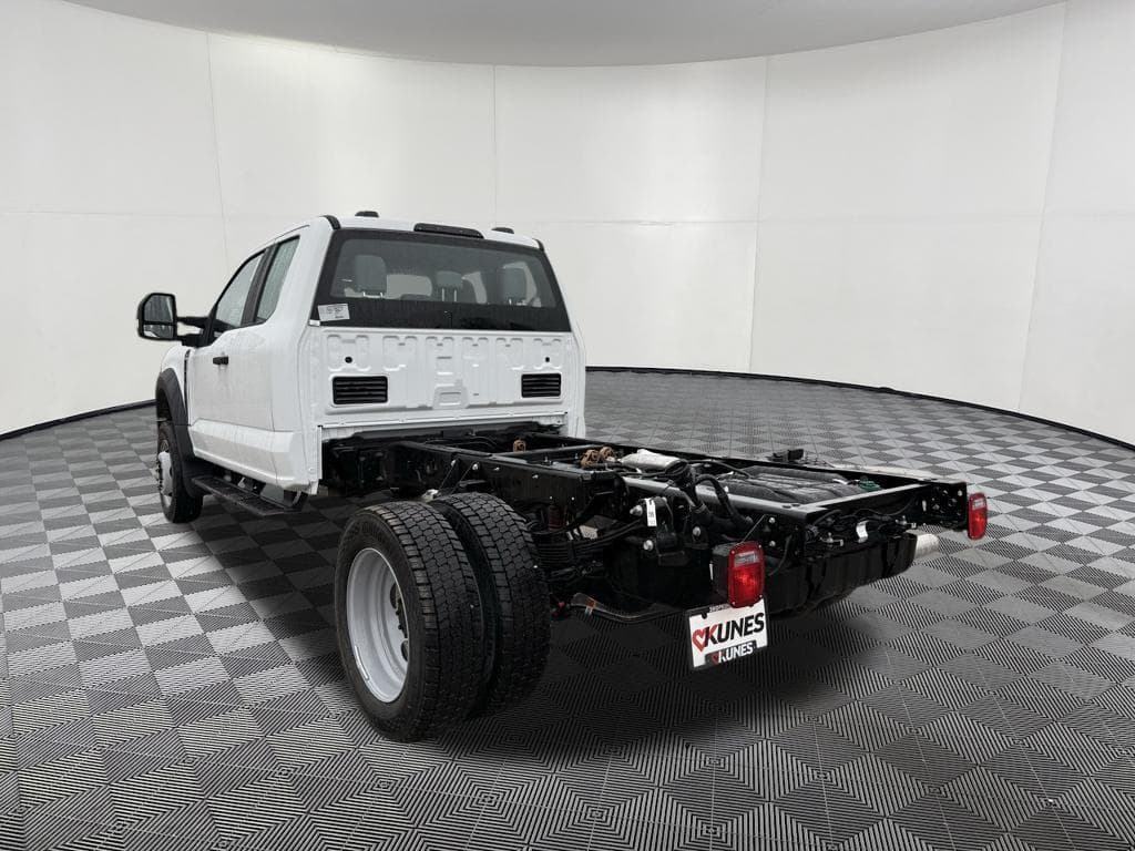 2026 Ford F-450SD XL Dump Truck image 5
