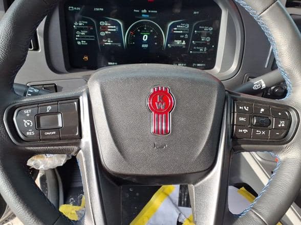 2026 Kenworth W990 image 10