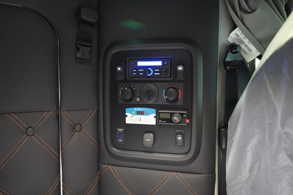 New 2027 KENWORTH W990 image 7