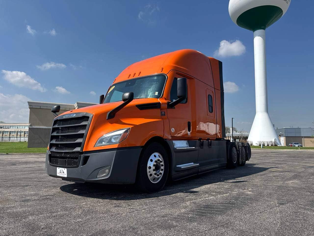 2022 Freightliner Cascadia 126 image 1