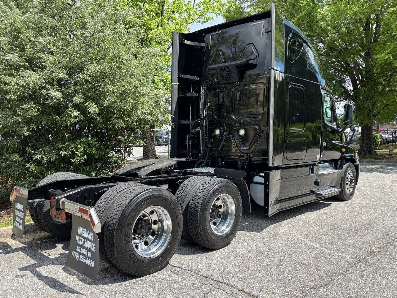 2020 Freightliner Cascadia 125 image 10