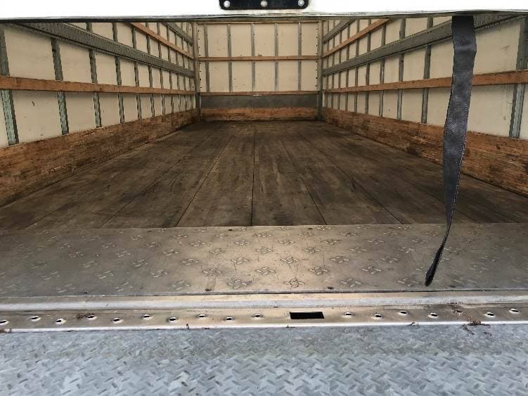 2022 International MV607 Box Truck - 220HP, 6 Speed Automatic, Roll up Door image 10