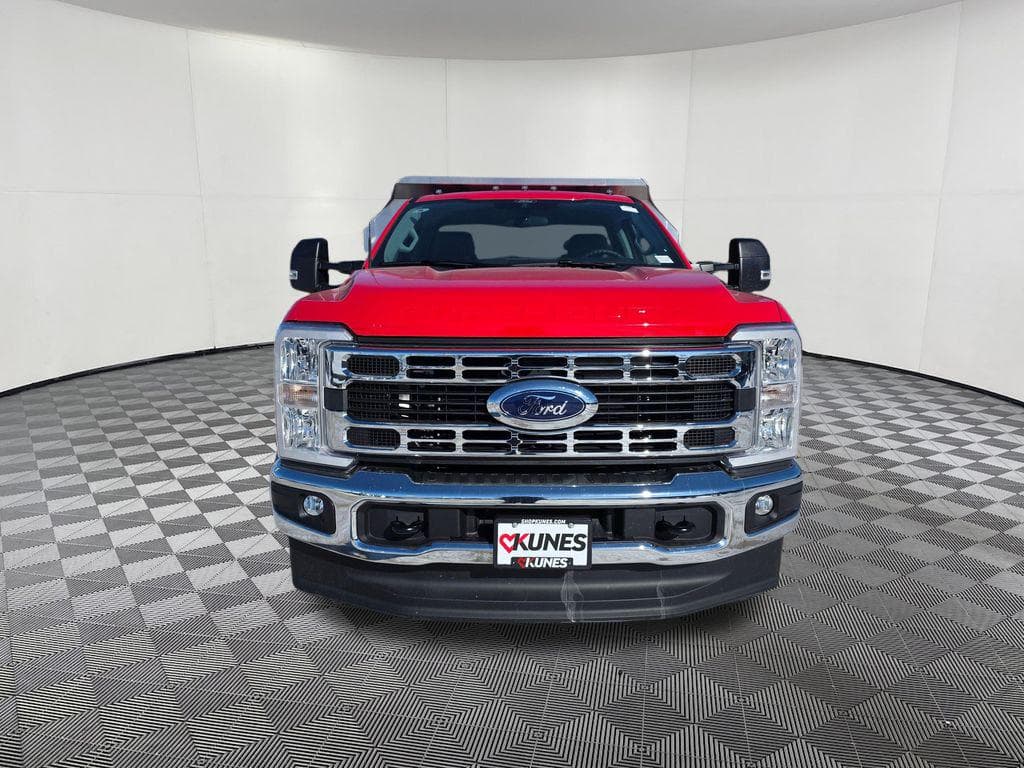 2025 Ford F-350SD XL Dump Truck image 2