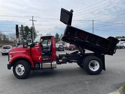 2025 Ford F-650 image 5