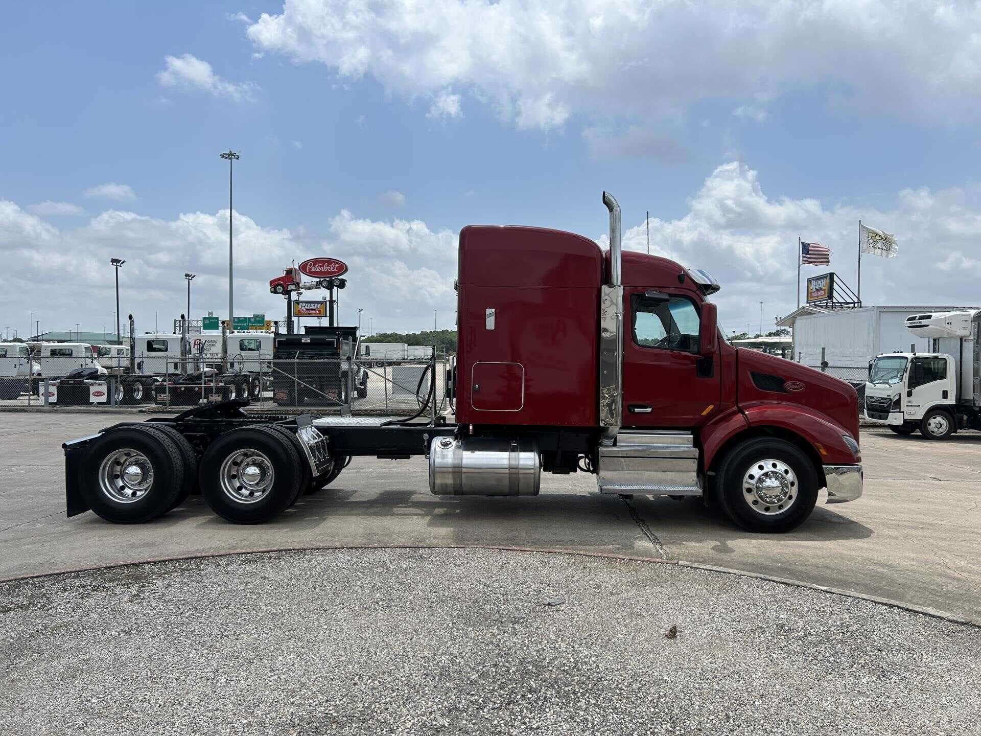 Used 2020 PETERBILT 579 Conventional - Sleeper Truck in Houston, TX image 7
