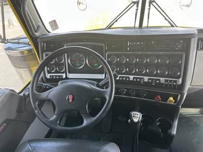 2021 Kenworth W9 Series image 18
