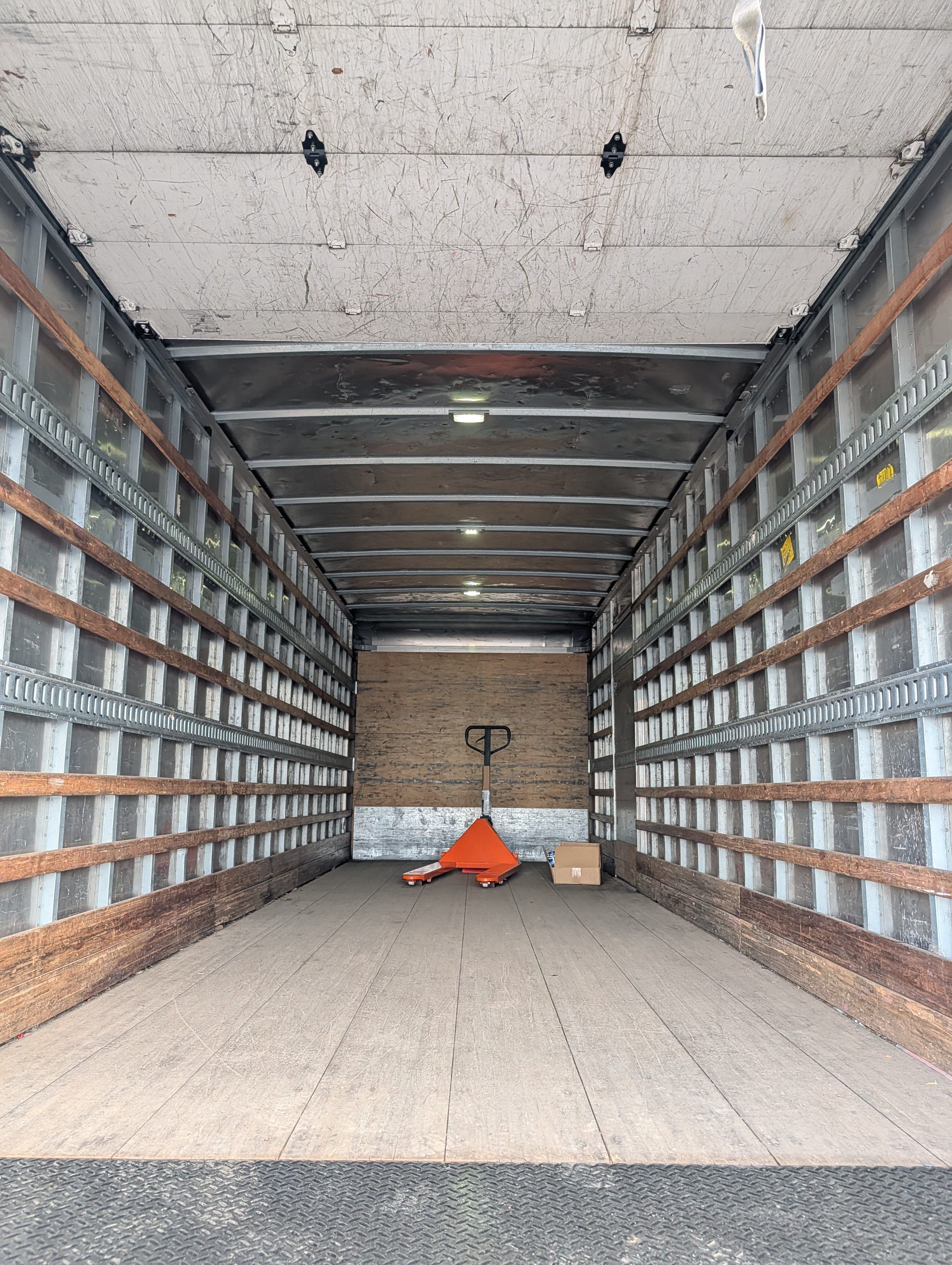 2016 Freightliner M2 image 4