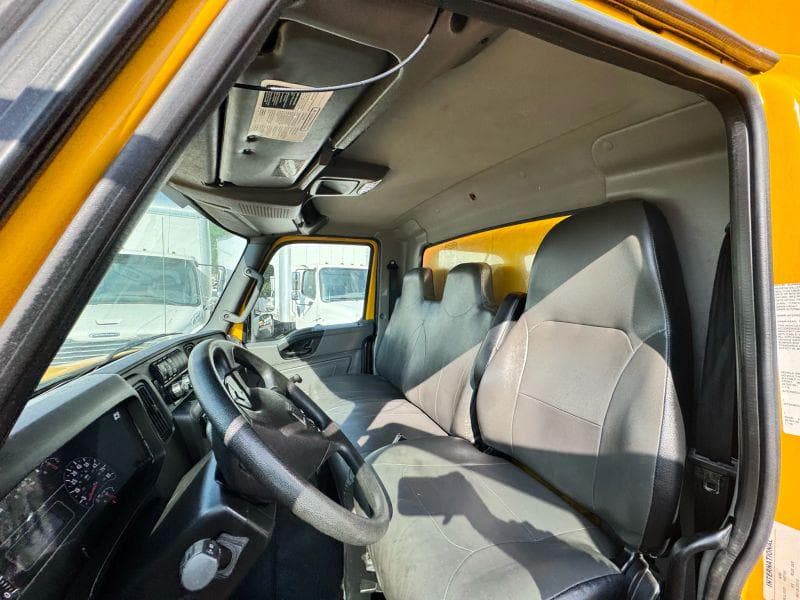 2020 International MV607 image 25