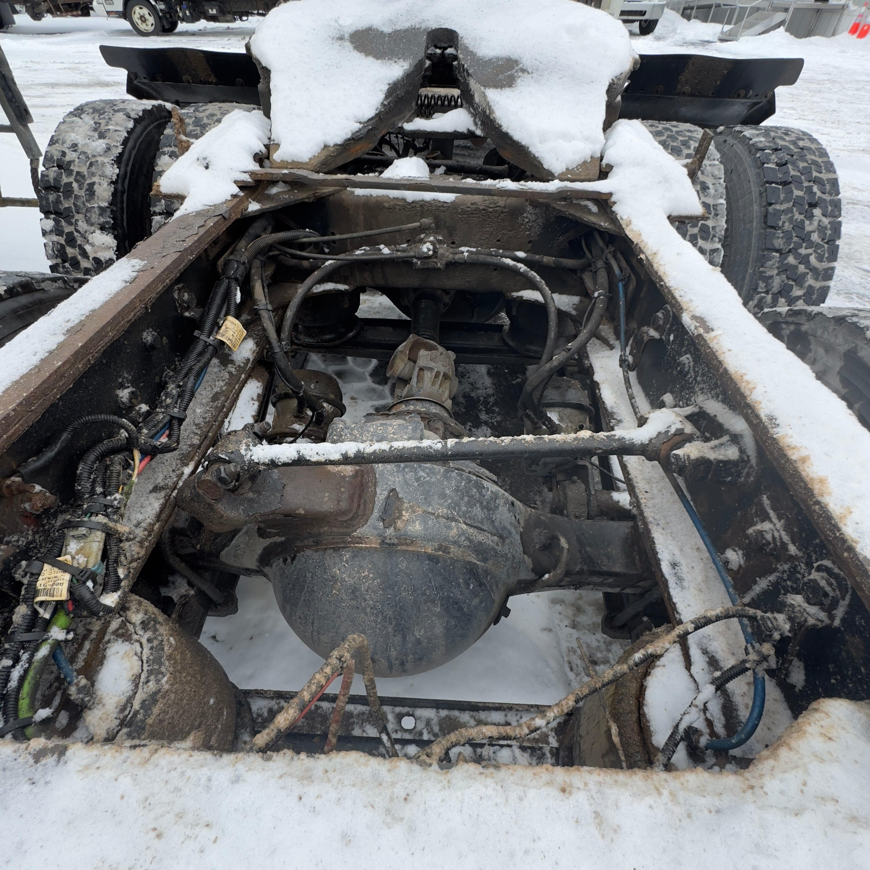 Used 2019 FREIGHTLINER/MERCEDES Conventional - Day Cab - CASCADIA 125 image 8