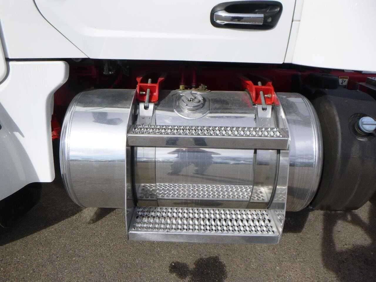 2023 Peterbilt 567 image 22