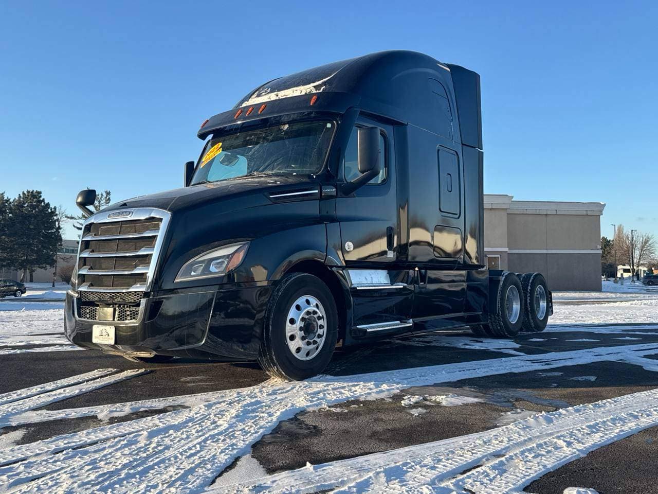 2022 Freightliner Cascadia image 1