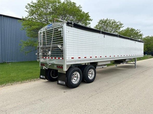 2027 STOUGHTON PLATINUM TSTGH42LAK Web image 2