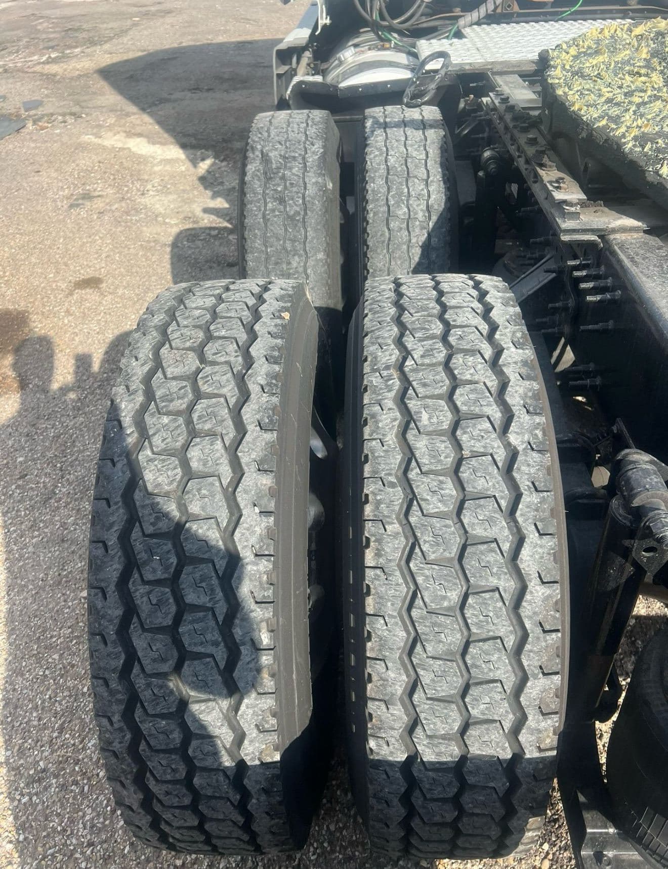 Sleeper Trucks image 3