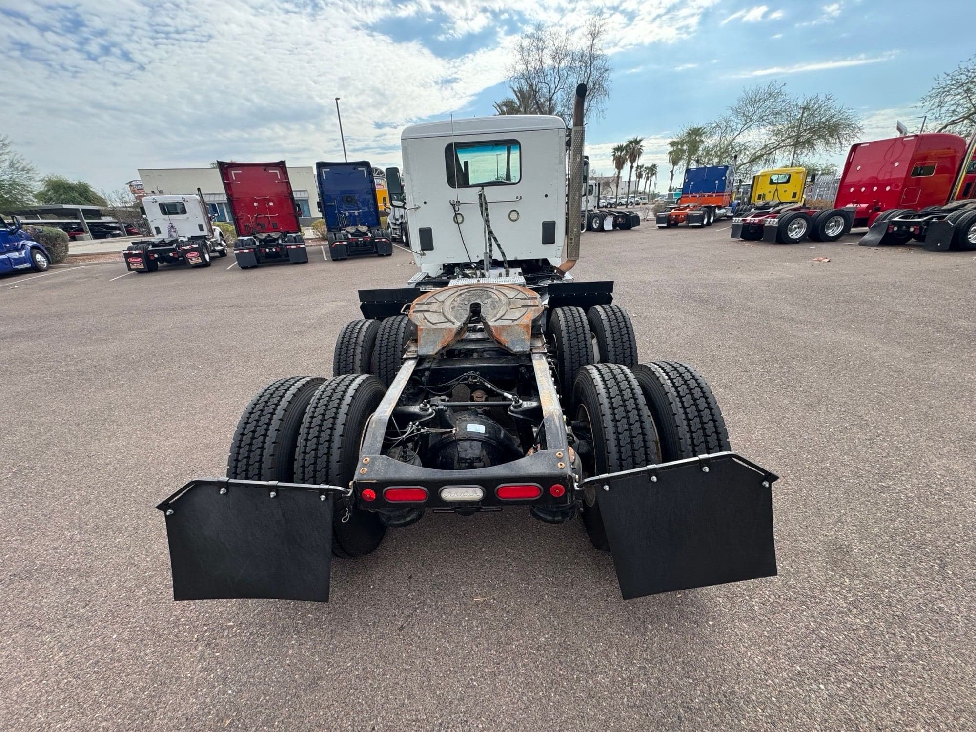 2020 Peterbilt 567 image 6