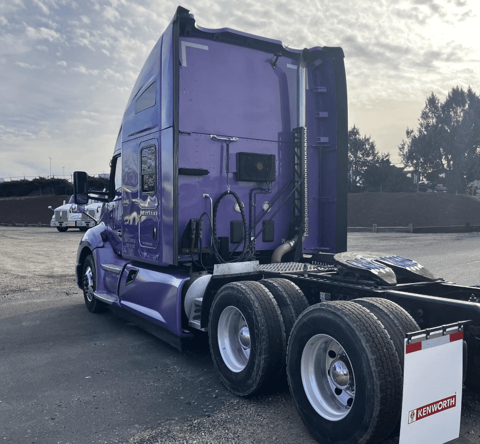 2020 Kenworth T680 image 3