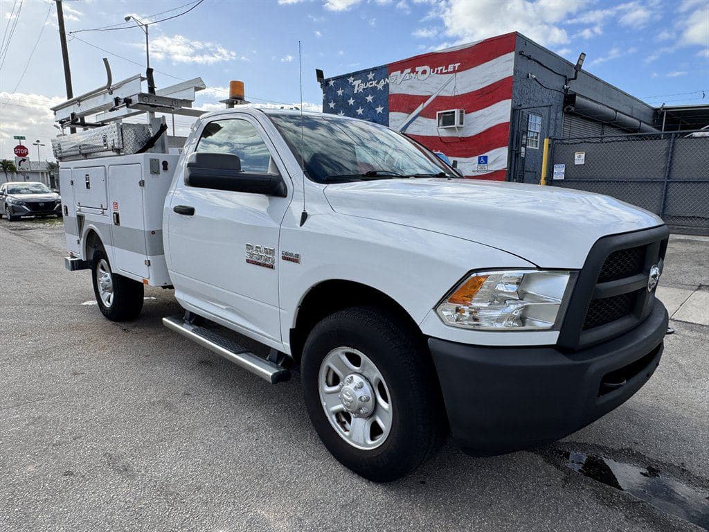 2016 Ram 3500 Tradesman image 20